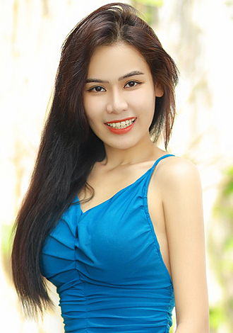Gorgeous profiles pictures: Vietnam member member Thi Thu Hang from Ho Chi Minh City
