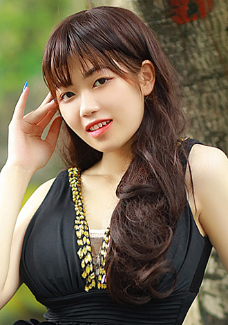 Gorgeous profiles pictures: caring Vietnam member Thao lam huong from Ho Chi Minh City